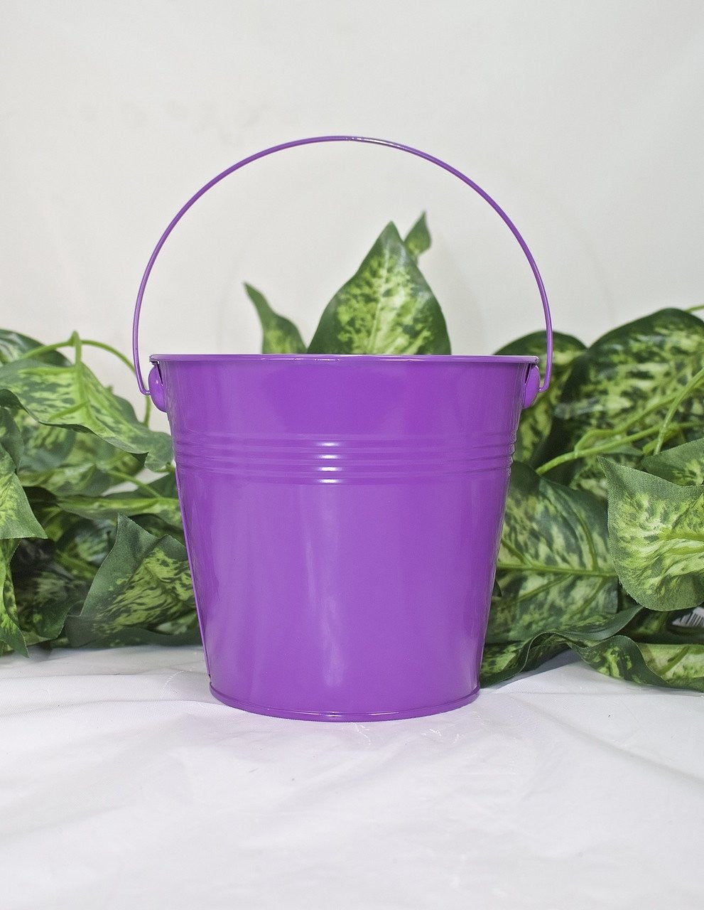1 pc-Metal Bucket (Variety Color)