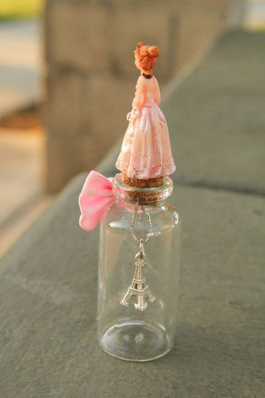 2.5" Quinceanera Glass Bottle with Eiffel Tower
