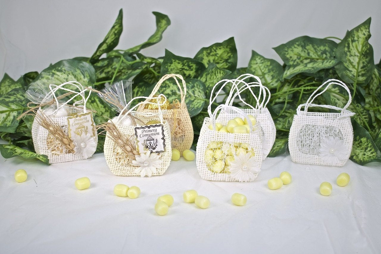 12 pcs-Daisy Purse Favor Bag Natural