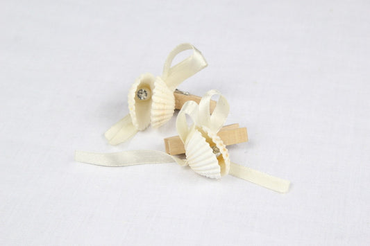 6 pcs-Clam w/ Pearl Clip