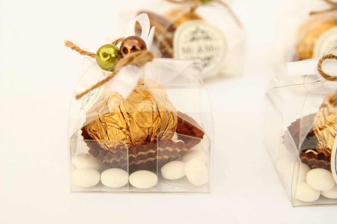 1 pc-"Mr. & Mrs." Clear Dome Shape Ferrero Rocher & Marshmallow Candy