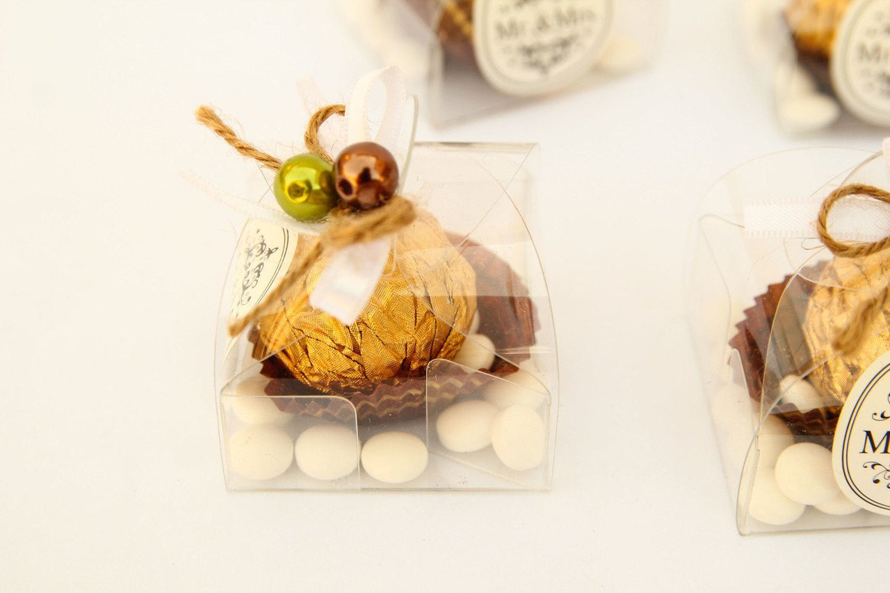 1 pc-"Mr. & Mrs." Clear Dome Shape Ferrero Rocher & Marshmallow Candy